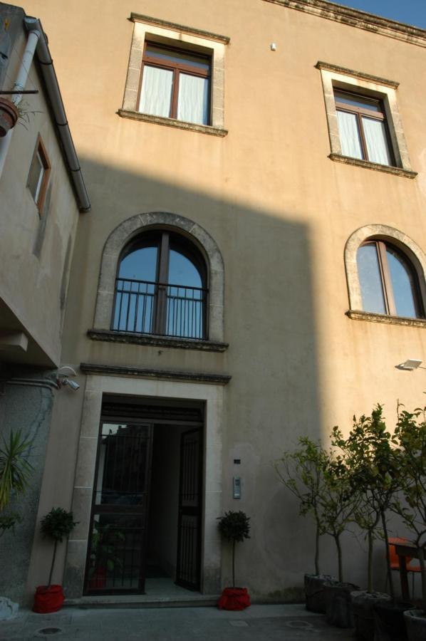 Castello D'alcontres 3 Stelle 3*